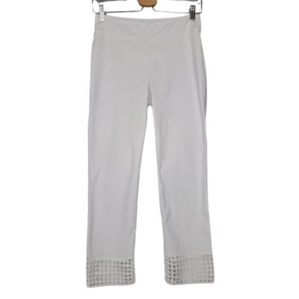 Soft Surrounding Embroidered Cuff Cropped Pull On Pants